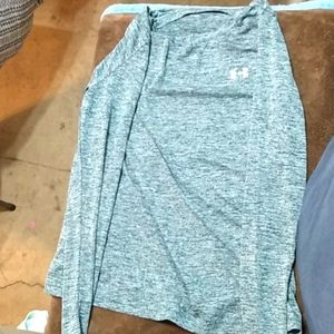 Under armor shirt